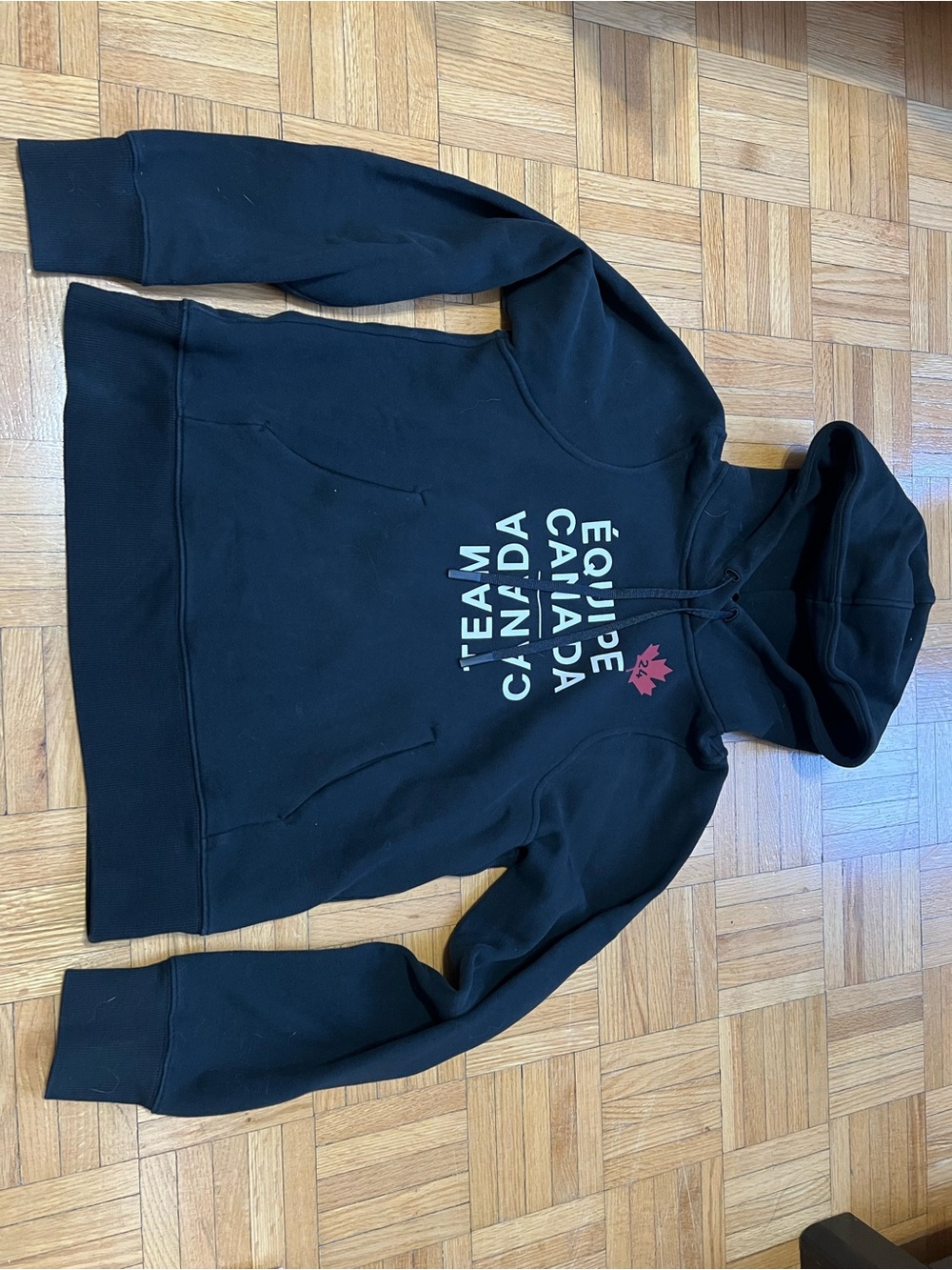 Lululemon team Canada sweater